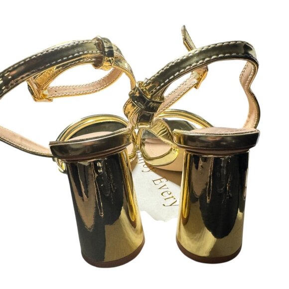 RIBONGZ Gold Block Heel Sandals With Strappy Design NWB ‎ Size 6.5 - Picture 6 of 9